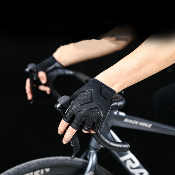 Half Finger Cycling Gloves For Men And Women